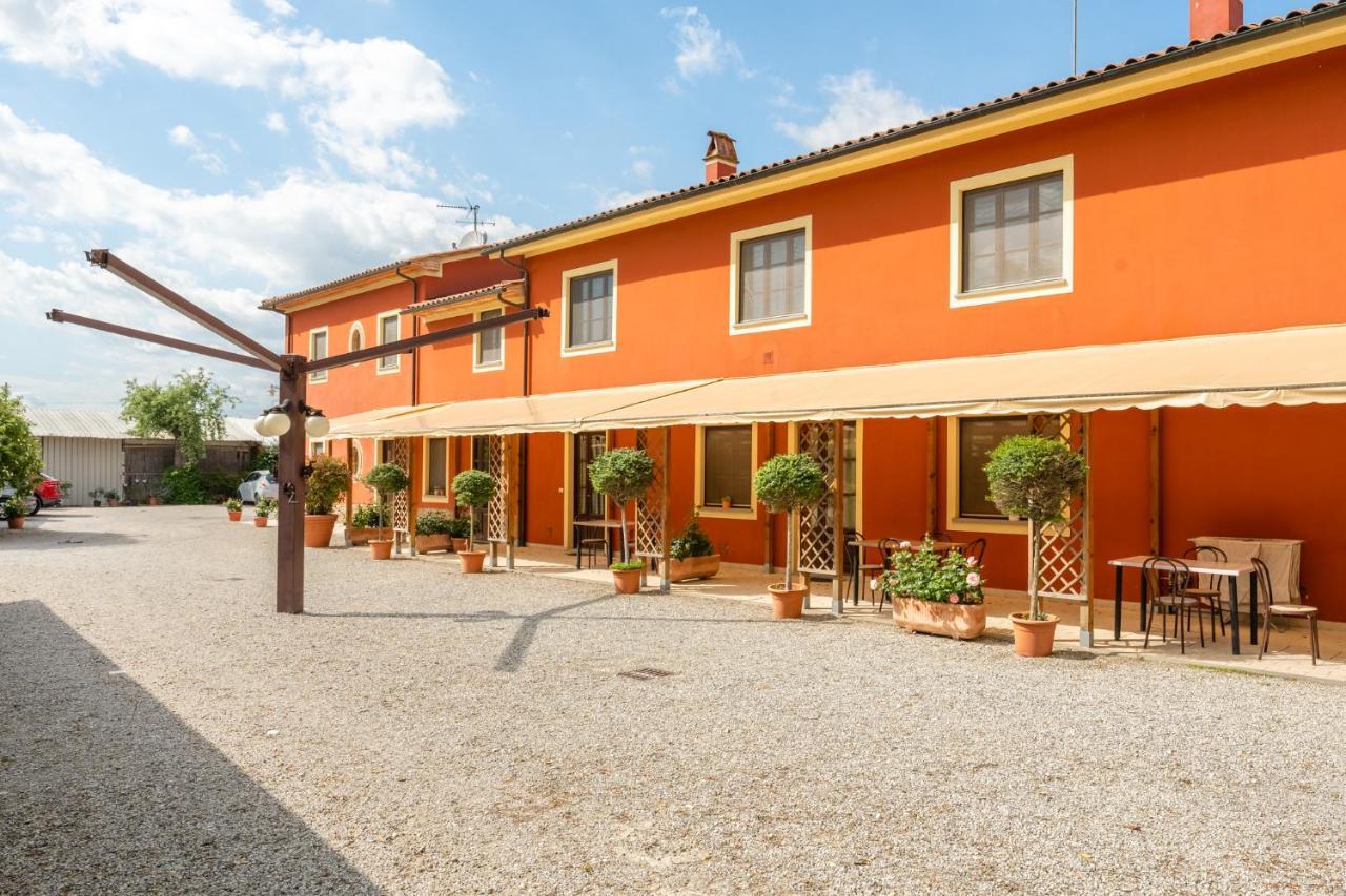 Casolare Dei Fiori - Mughetto Montecarlo Exterior foto