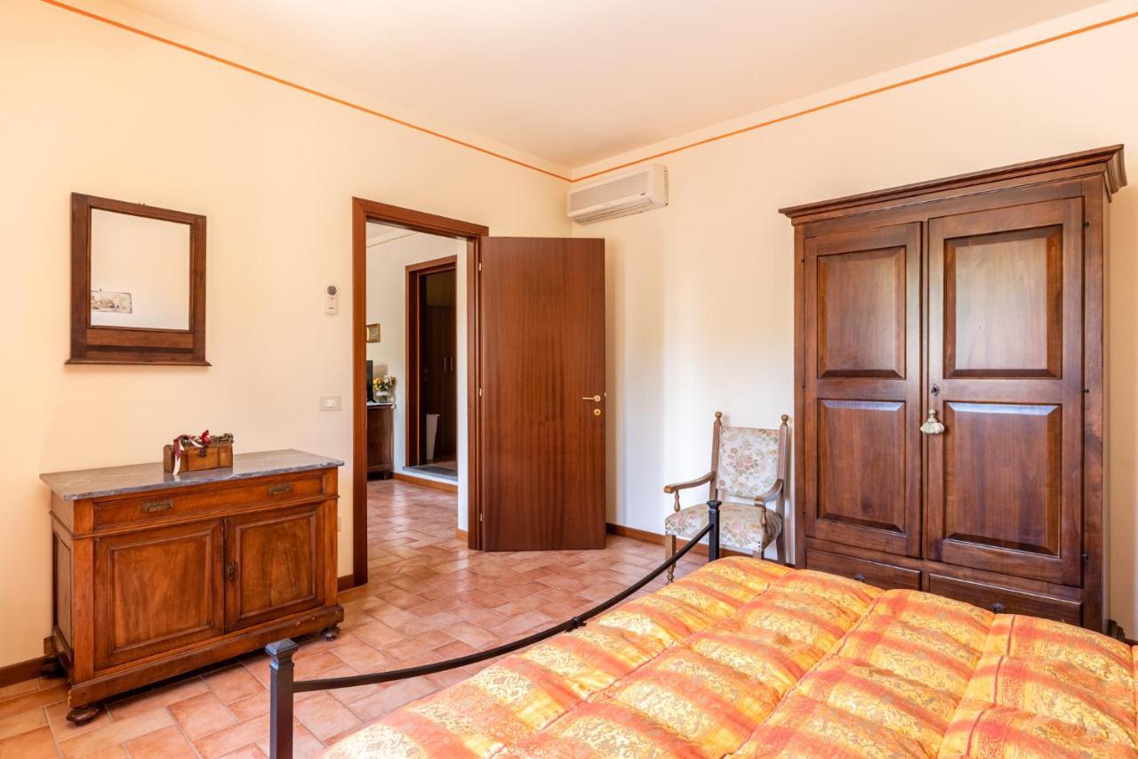 Casolare Dei Fiori - Mughetto Montecarlo Exterior foto